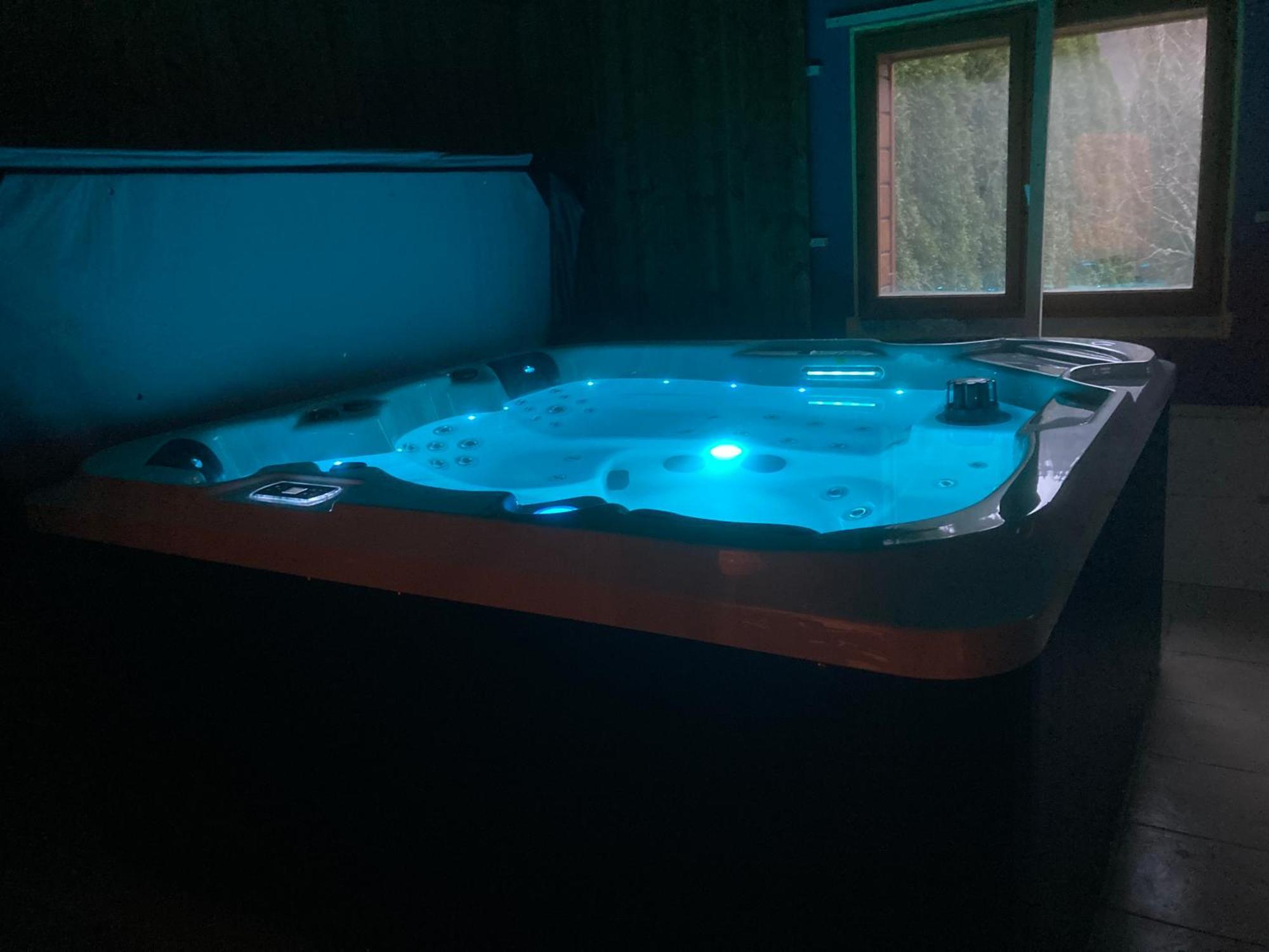 Chalet La Calougeotte, Jardin, Spa Et Sauna Prives Le Menil Bagian luar foto
